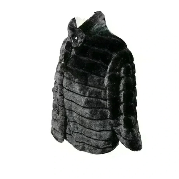 Cherokee Girl's XL 14/16 Faux Fur Coat Button Up with Red Lining - Picture 4 of 7